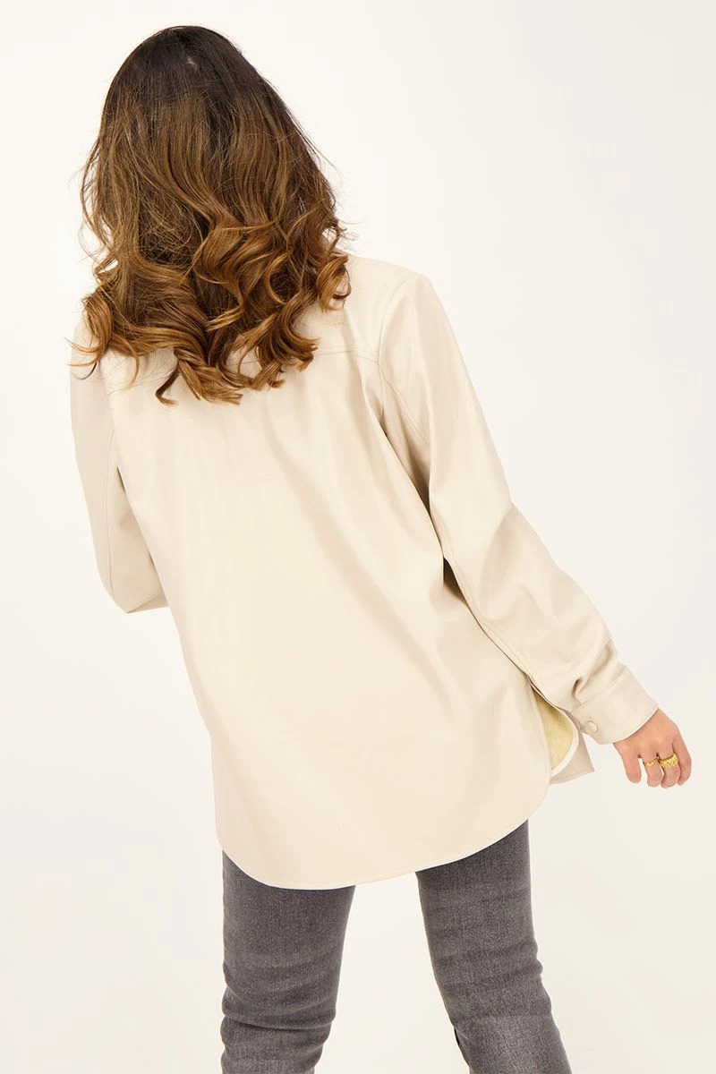 Beige Blouse Met Leatherlook 4 Beige Blouse Met Leatherlook - Afbeelding 4