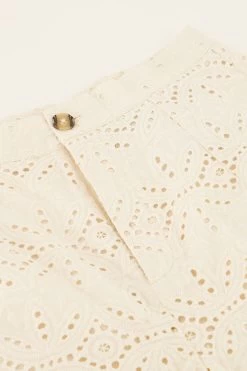 Beige Short Met Crochet 16 Beige Short Met Crochet -Mode Verkoop beige short met crochet mj06736 0110 1 1