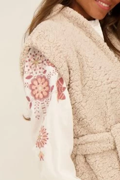 Beige Teddy Bodywarmer Met Ceintuur 10 Beige Teddy Bodywarmer Met Ceintuur -Mode Verkoop beige belted teddy vest side