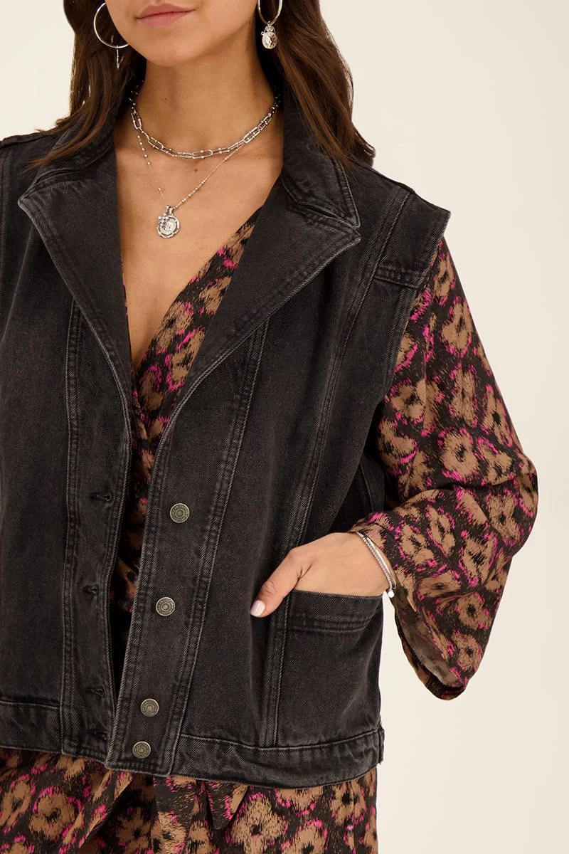 Zwart Denim Gilet Met Zakken 4 Zwart Denim Gilet Met Zakken - Afbeelding 4