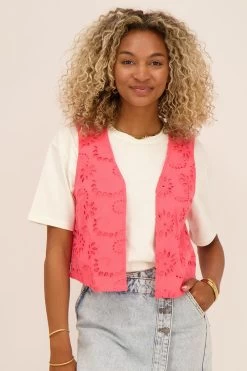 Koraal Gilet Met Bloemen Crochet