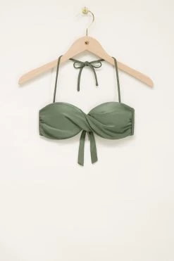 Groen Glanzende Bikini Top Met Twist 12 Groen Glanzende Bikini Top Met Twist -Mode Verkoop mj07847 0500