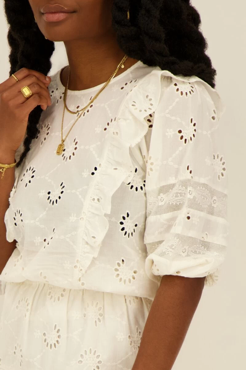 Witte Blouse Met Embroidery En Kanten Bandjes 3 Witte Blouse Met Embroidery En Kanten Bandjes - Afbeelding 3