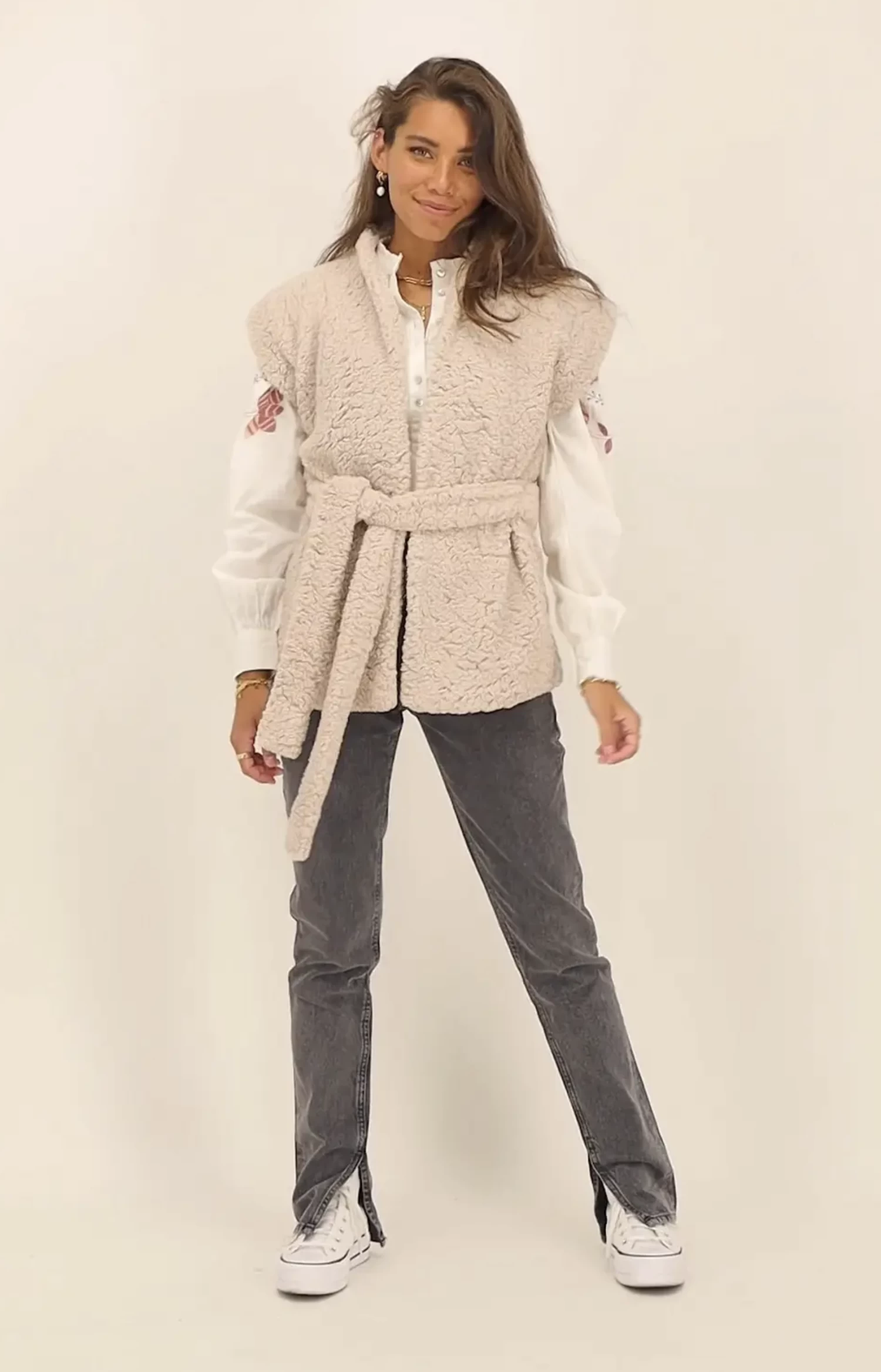 Beige Teddy Bodywarmer Met Ceintuur 3 Beige Teddy Bodywarmer Met Ceintuur - Afbeelding 3