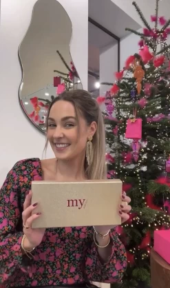 Giftbox Schakels Met Parel Set -Mode Verkoop schermafbeelding 2022 11 30 om 13.09.24